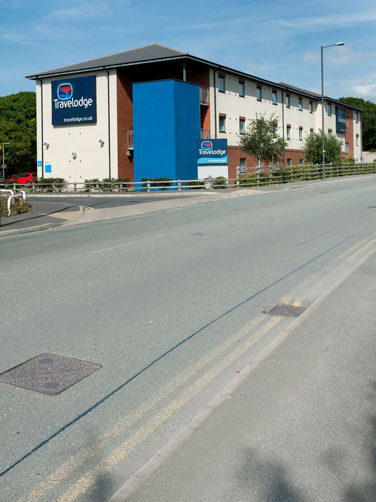 Travelodge Bromborough Порт Сънлайт Екстериор снимка